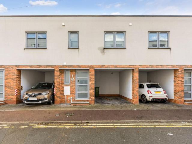 House for sale in Golden Valley, Gloucestershire
