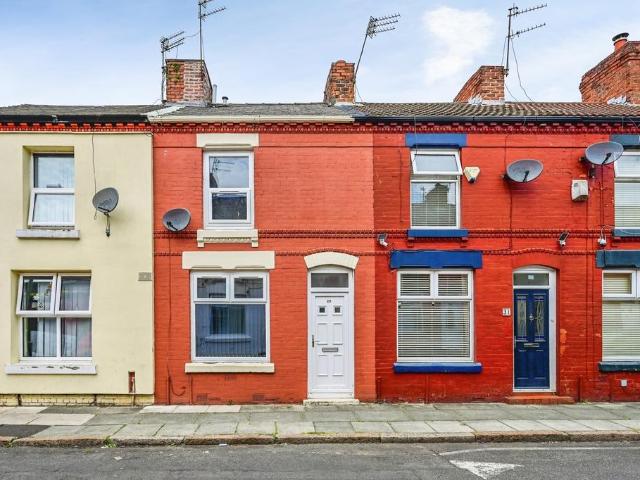 House for sale in Calderstones