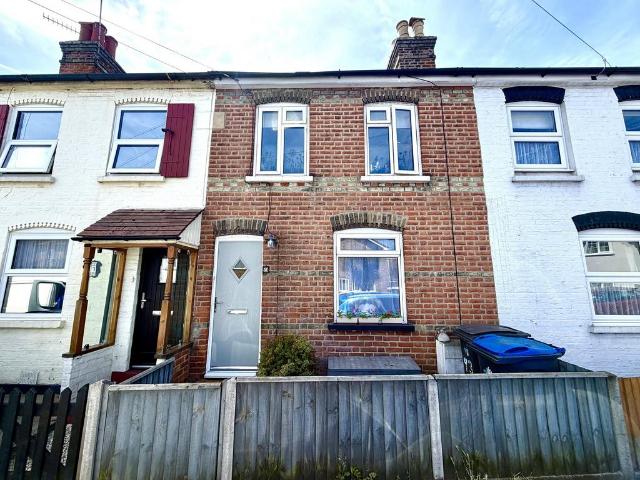 House for sale in Hook, Greater London