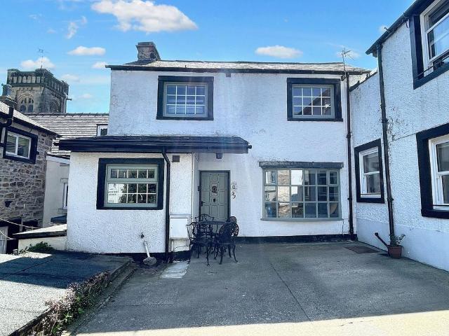 House for sale in Waddington, Paradise