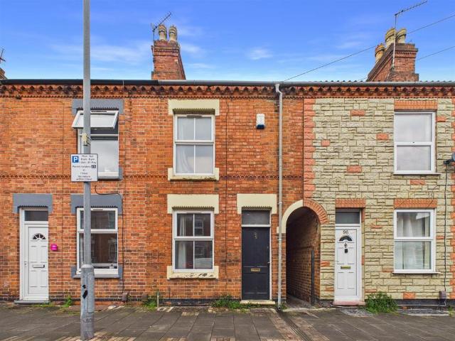 House for sale in Elmfield, Leicestershire