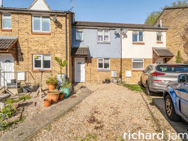 House for sale in Haydon End, Abbey Mead