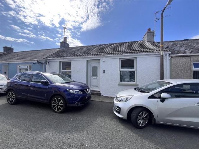 House for sale in Monkton, Pembroke