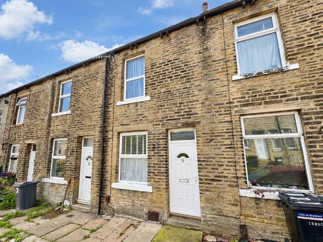 House for sale in Bracken Bank, Bradford