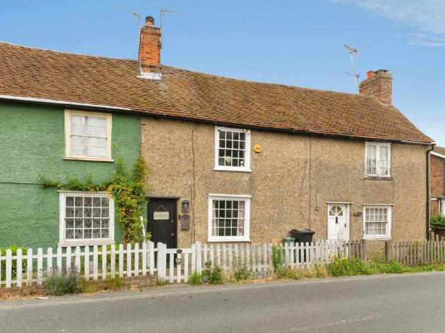 House for sale in Dale Hill, Essex