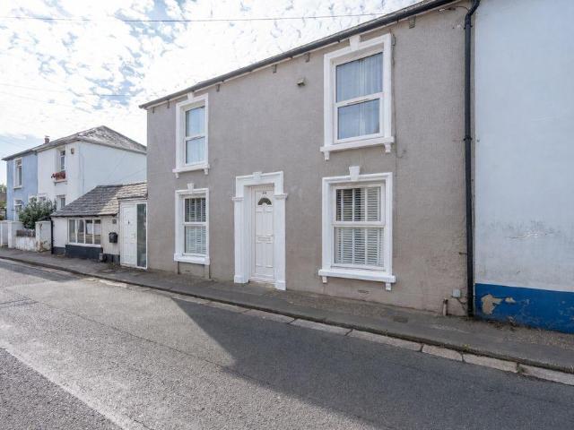 House for sale in Chichester, Littlecote
