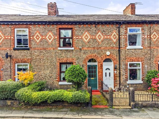 House for sale in Ashton upon Mersey, Trafford Park