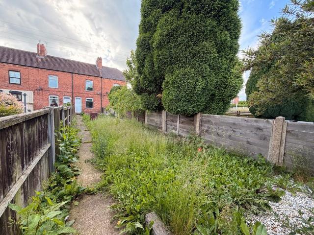 House for sale in Elmton, East Midlands