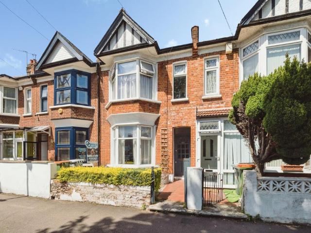 House for sale in Upton Park, Greater London