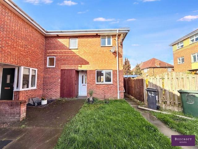 House for sale in Thurnscoe, South Yorkshire
