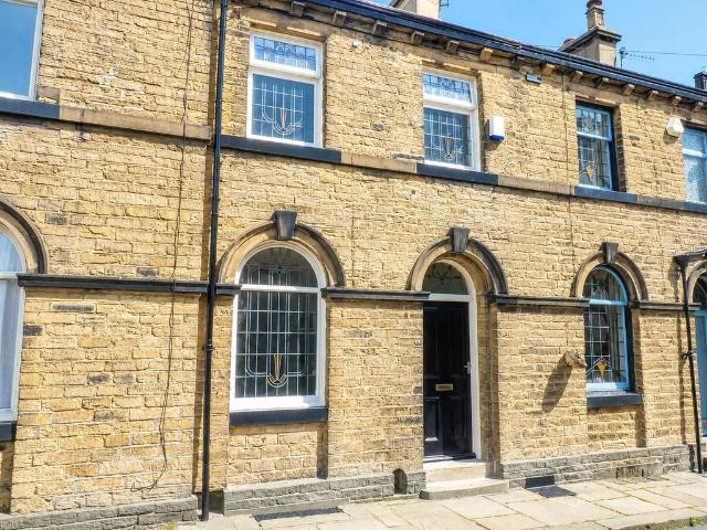 House for sale in Baildon, West Yorkshire
