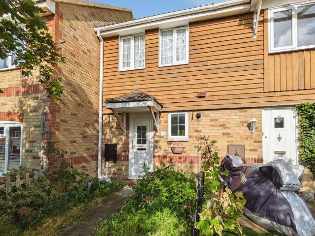House for sale in Oad Street, Kent