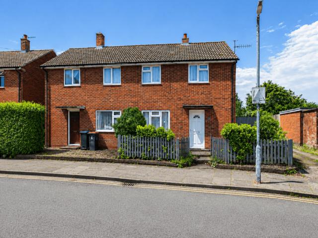 House for sale in Martyrs Field, The Bridge