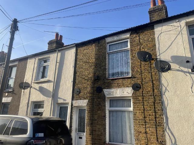 House for sale in Sheerness, Oad Street