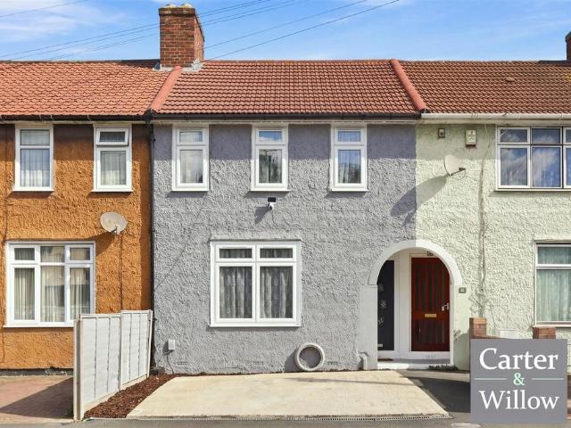 House for sale in London Borough of Barking and Dagenham, Greater London