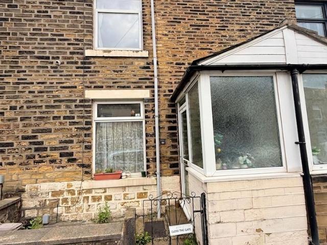 House for sale in Boothtown, Halifax