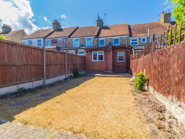 House for sale in Minster-on-Sea, Oad Street