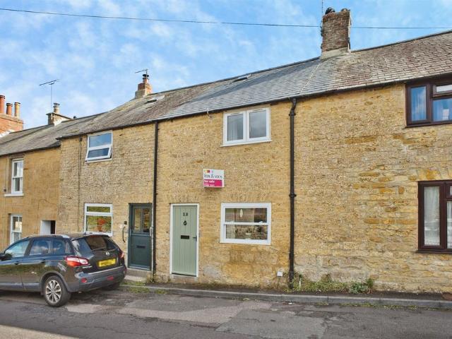 House for sale in Crewkerne, Somerset