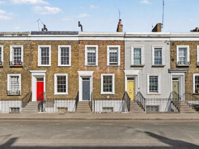 House for sale in London Borough of Islington, Greater London