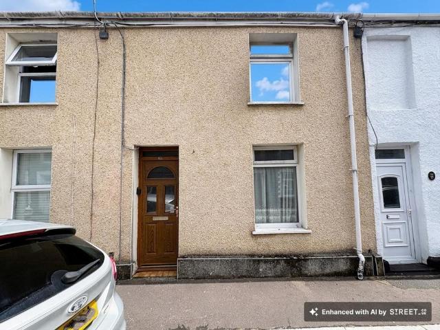 House for sale in Cimla, Neath