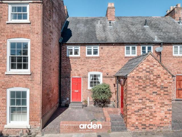 House for sale in Red Hill, Worcestershire