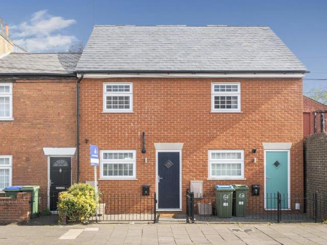 House for sale in Walton, Aylesbury
