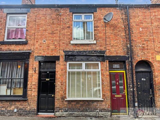 House for sale in Kingsley Moor, Staffordshire