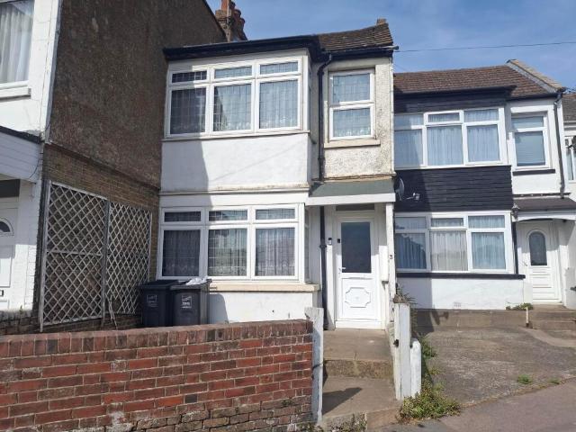 House for sale in Millmead, Acol