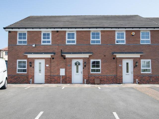House for sale in Darlaston, West Midlands