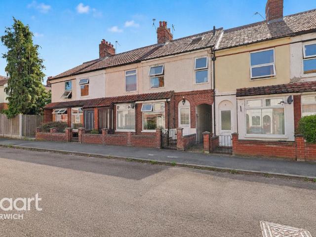 House for sale in East Bank, Norfolk
