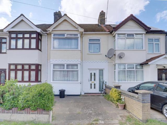 House for sale in South Hornchurch, Greater London