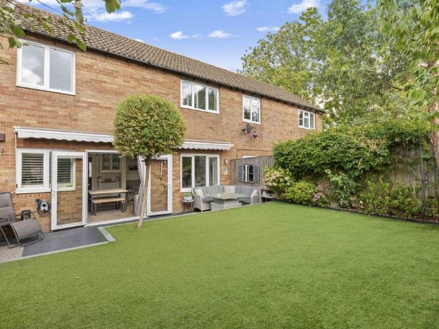 House for sale in Lunnon, Buckinghamshire