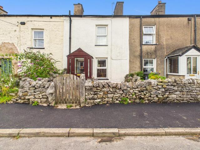 House for sale in Holme
