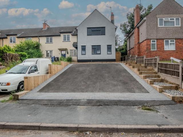 House for sale in Stourbridge, West Midlands
