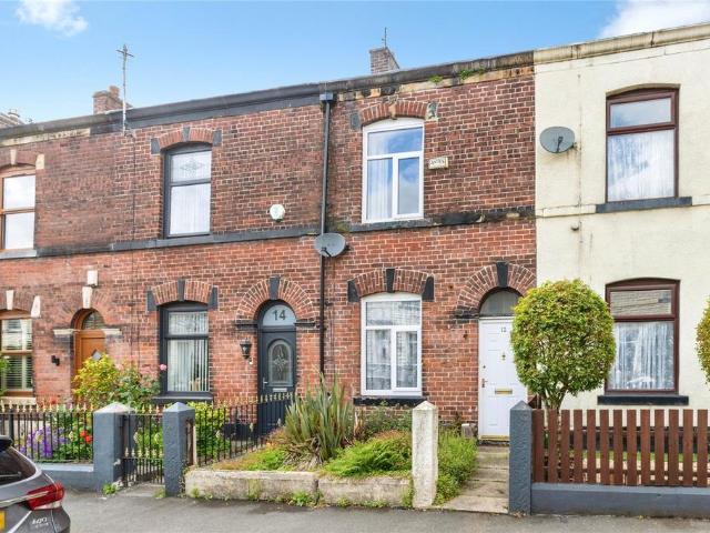 House for sale in Fernhill, Bury