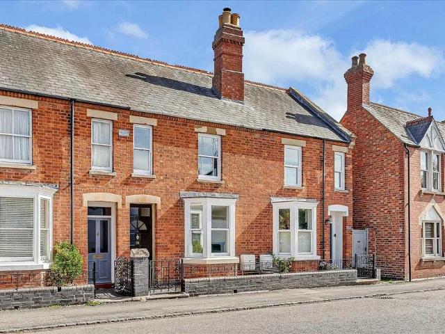 House for sale in Olney