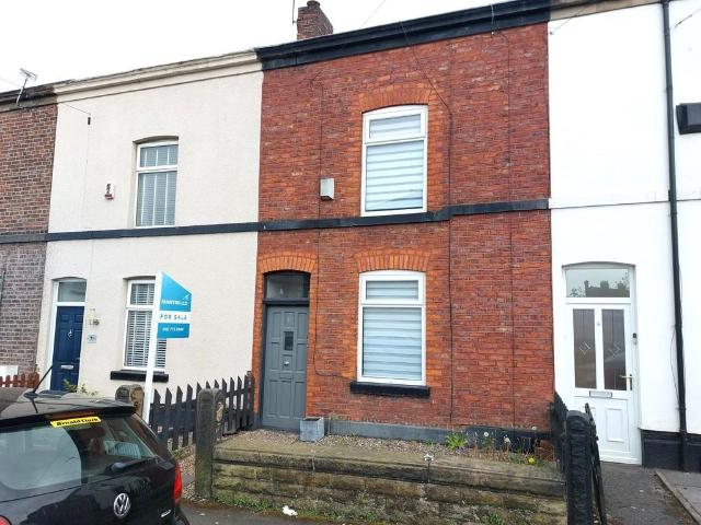 House for sale in Besses o' th' Barn, Bury