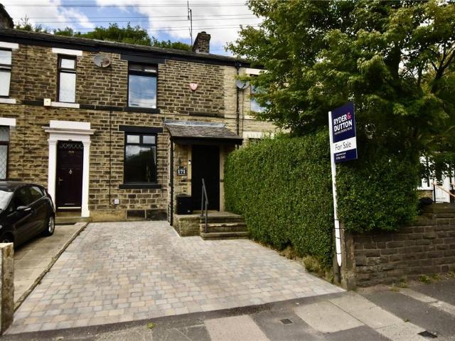 House for sale in Haugh Square, Burnedge