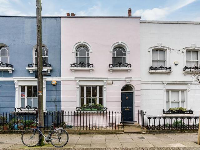 House for sale in Kentish Town, Greater London
