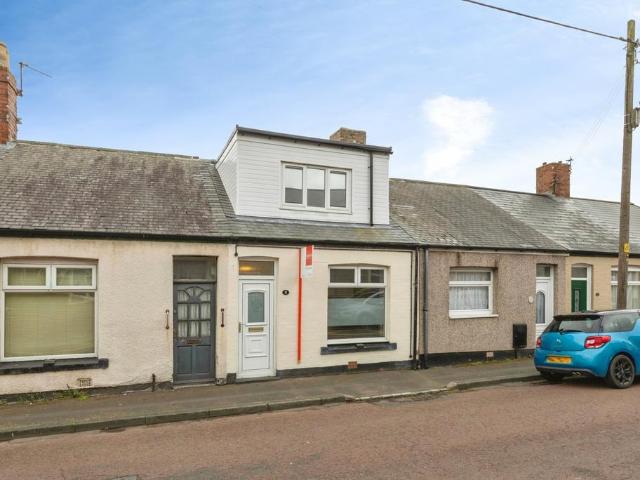 House for sale in Penshaw, Tyne And Wear