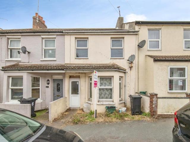 House for sale in Parkeston, Tendring