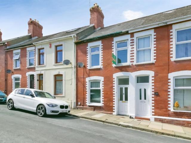 House for sale in Barry Island, Barry