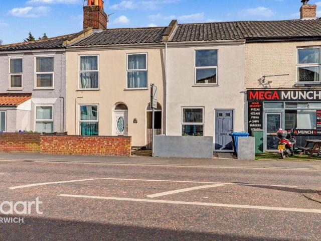 House for sale in New Catton, East Bank
