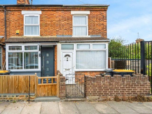 House for sale in Queens Park, Bedford