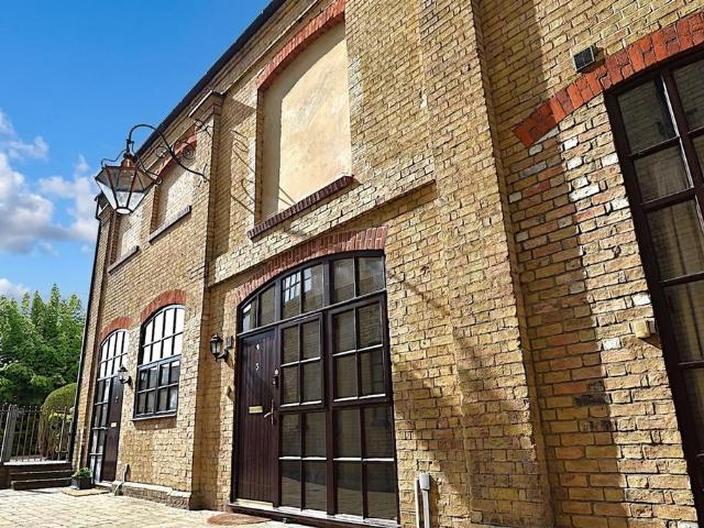 House for sale in Huntingdon, Cambridgeshire