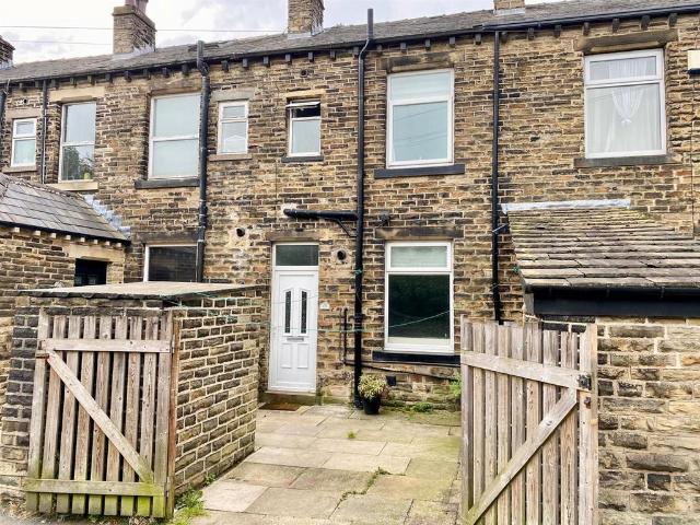 House for sale in Hipperholme, West Yorkshire