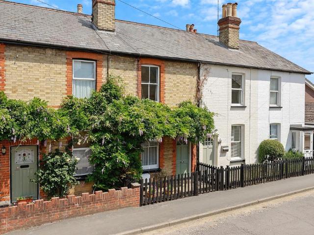 House for sale in Pachesham Park, Surrey