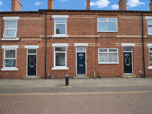 House for sale in Cutsyke, Castleford