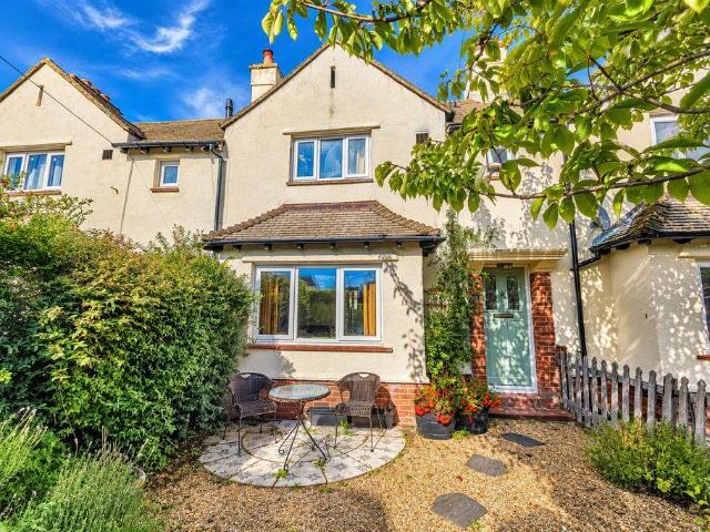 House for sale in Lee-on-the-Solent, Gosport