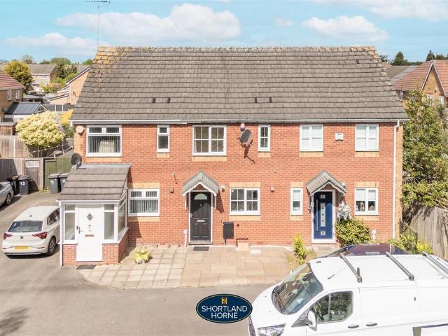 House for sale in Camp Hill, Warwickshire